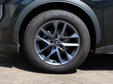 Lexus LBX